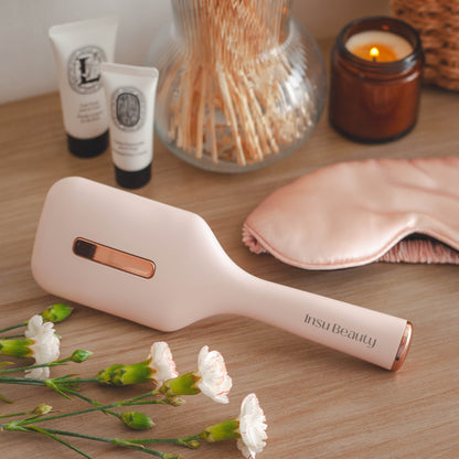 Insu Beauty Anti-Hair-Loss Red Light Therapy Oil Dispensing Hair Brush